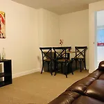 Cosy Home Near Hospital