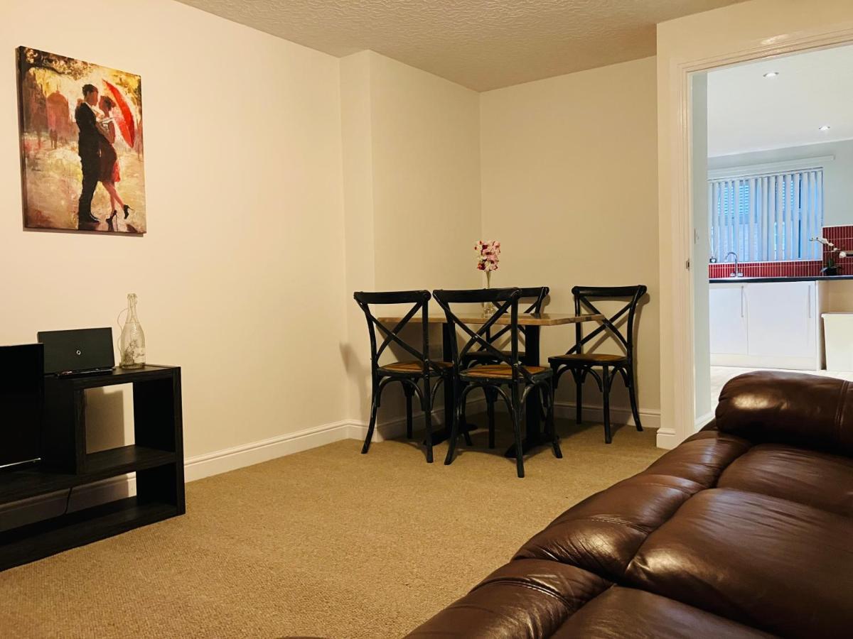 Cosy Near Hospital Apartment *